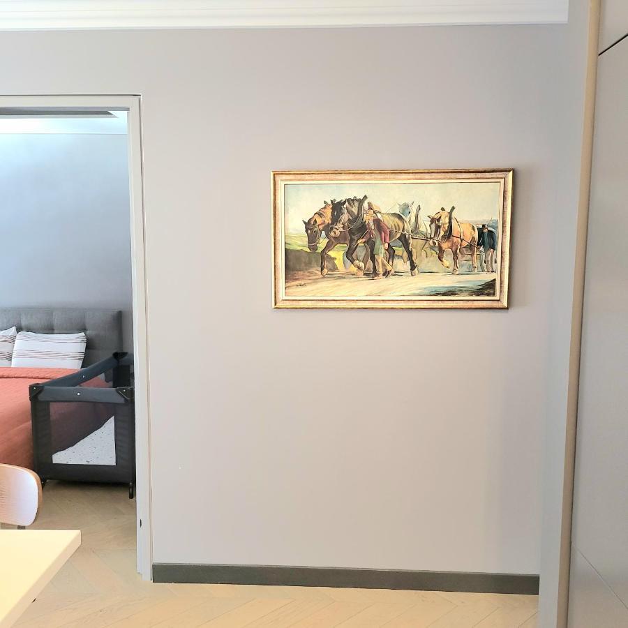 Happy Inn Presidential, Self Check-In, Parking In The Underground Garage VNO Esterno foto