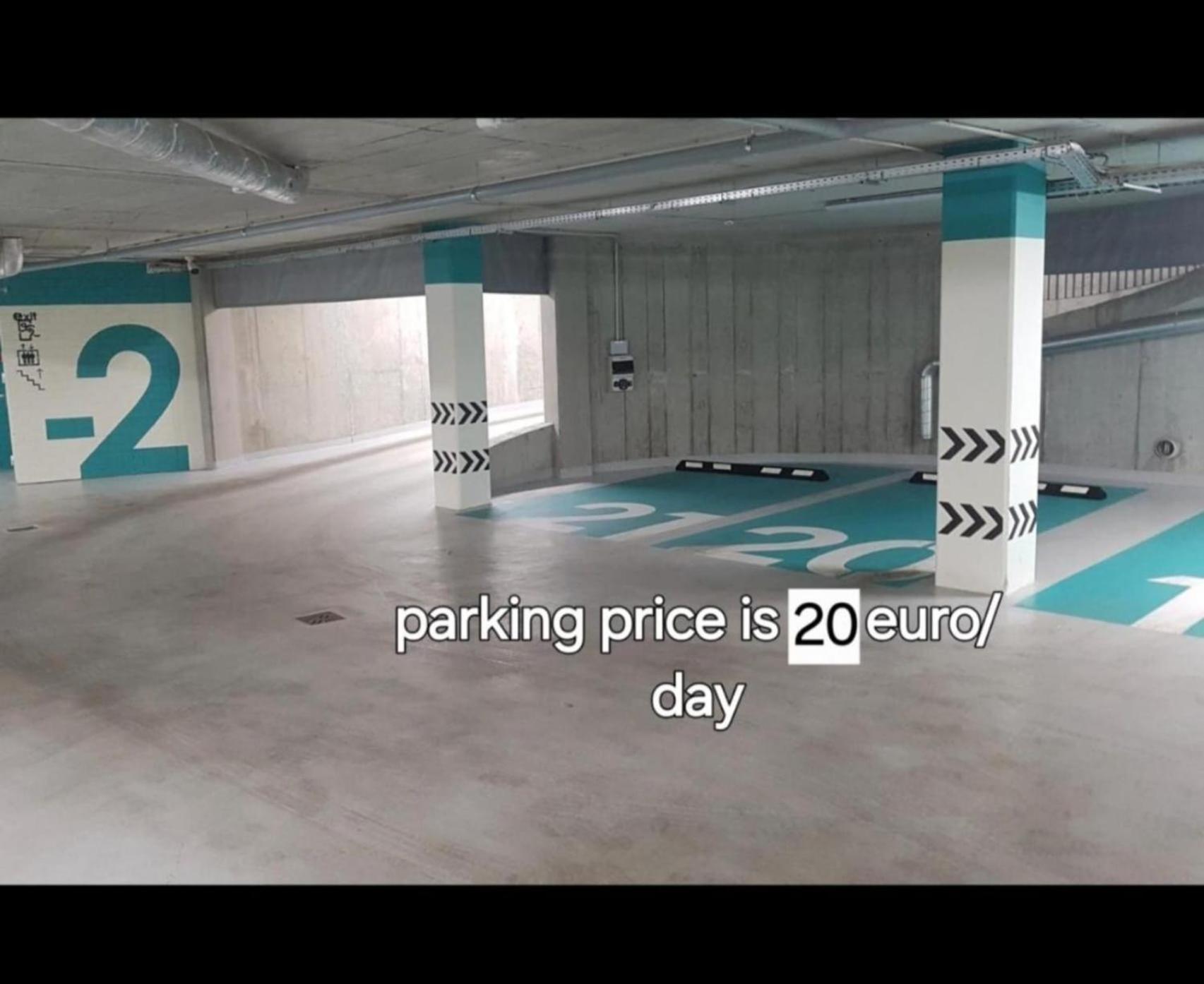 Happy Inn Presidential, Self Check-In, Parking In The Underground Garage VNO Esterno foto