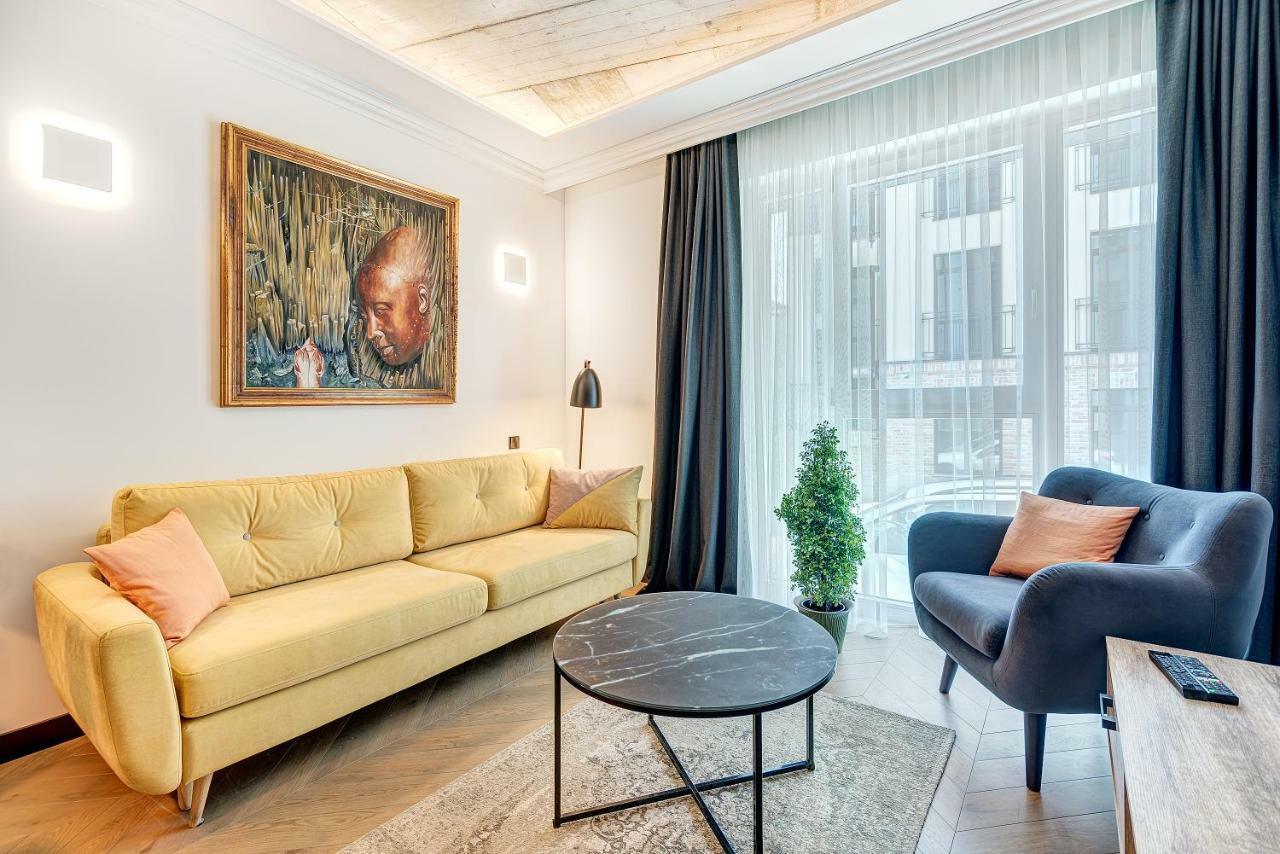 Happy Inn Presidential, Self Check-In, Parking In The Underground Garage VNO Esterno foto
