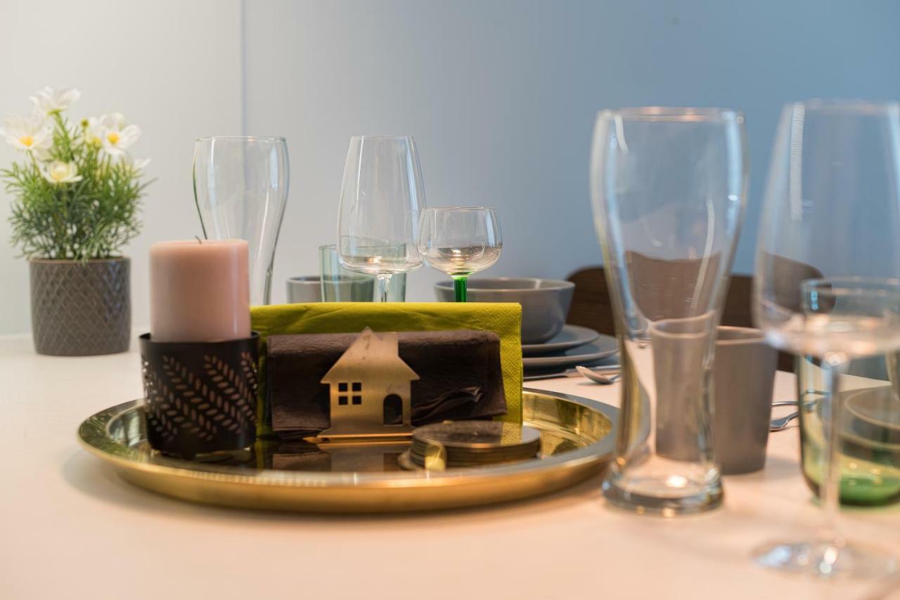 Happy Inn Presidential, Self Check-In, Parking In The Underground Garage VNO Esterno foto