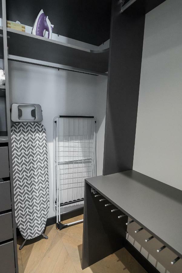 Happy Inn Presidential, Self Check-In, Parking In The Underground Garage VNO Esterno foto